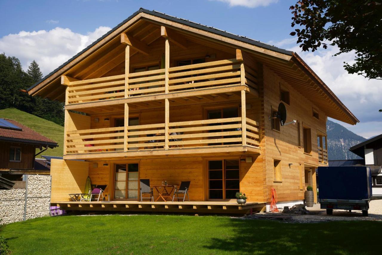 Leos Alpenchalet - Inclusive Sommer Bergbahnticket Und E-Auto Ladestation Oberstdorf Esterno foto